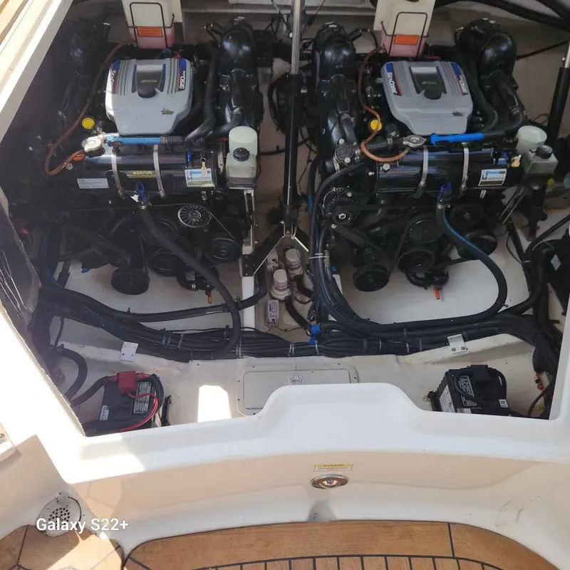 Slide: The Image of Sea Ray SLX 350 2014 - 2