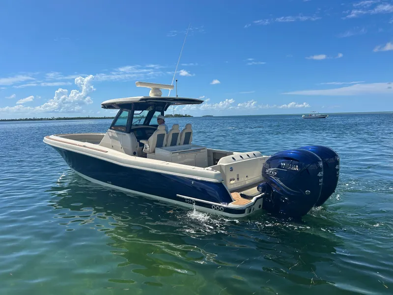 Slide: The Image of Chris-Craft Catalina 34 2023 - 22