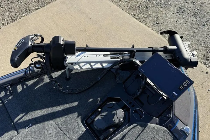 Slide: The Image of 2026 Skeeter FXR20 Apex boat with advanced trolling motor and control panel. - 9