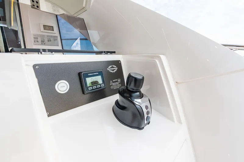Slide: The Image of Sunseeker Predator 60 EVO 2021 - 11