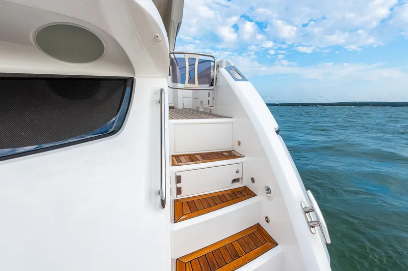 Slide: The Image of Sunseeker Predator 60 EVO 2021 - 23