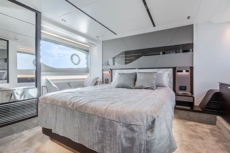 Slide: The Image of Sunseeker Predator 60 EVO 2021 - 49