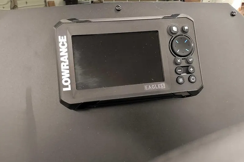 Slide: The Image of Lowrance Eagle 5 fishfinder on Ranger Z185 Z Pack Equipped, 2025 model. - 25