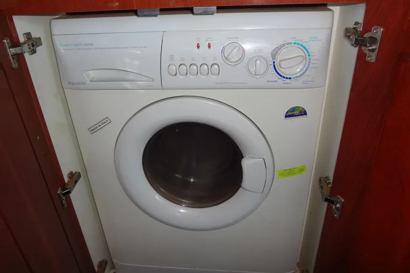 Slide: The Image of Built-in washing machine in a Bluewater 5200 Signature Edition, 2008 model. - 56