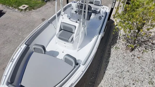 Slide: The Image of ALK 2 Powerboats 23CRX 2026 - 10