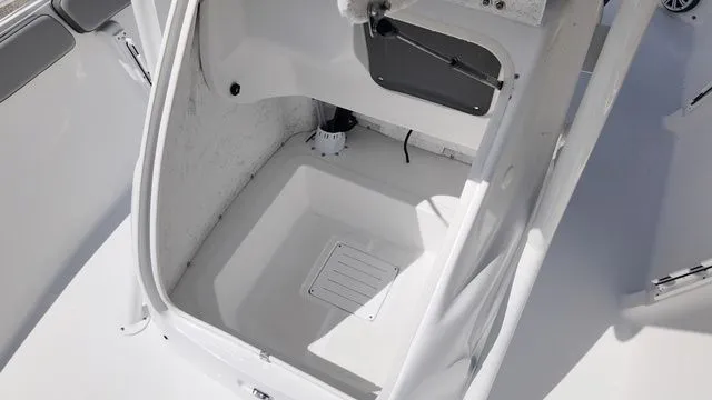 Slide: The Image of ALK 2 Powerboats 23CRX 2026 - 32