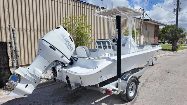 Slide: The Image of ALK 2 Powerboats 23CRX 2026 - 7