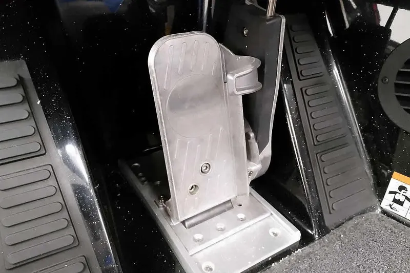 Slide: The Image of 2025 Ranger Z518 Ranger Cup Equipped boat pedal and footrest detail. - 30