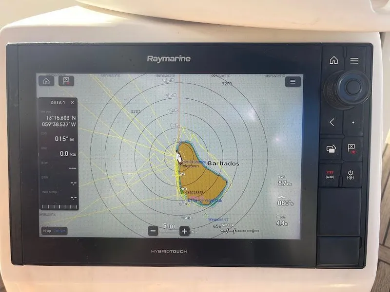 Slide: The Image of Beneteau Oceanis 2013 - 7