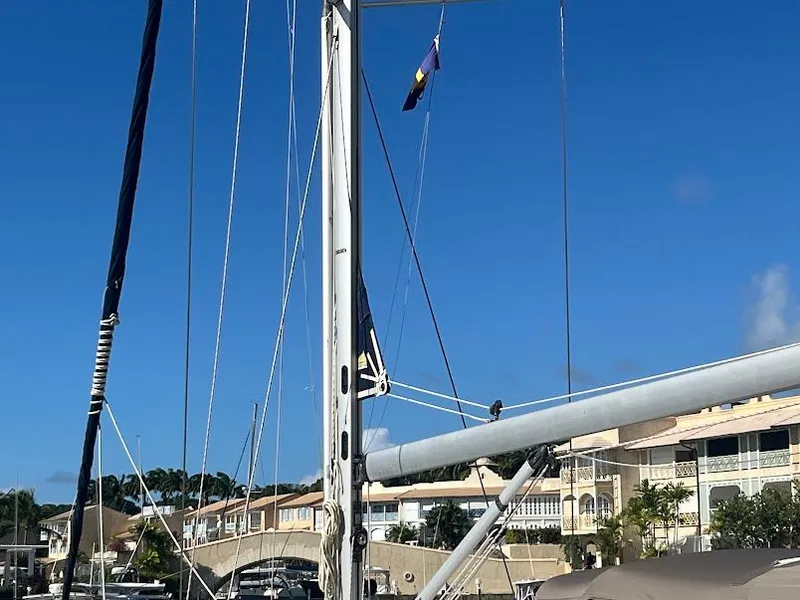 Slide: The Image of Beneteau Oceanis 2013 - 9