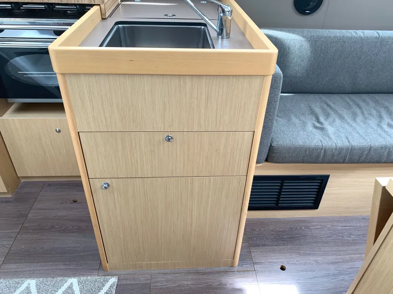 Slide: The Image of Beneteau Oceanis 38.1 2018 - 14