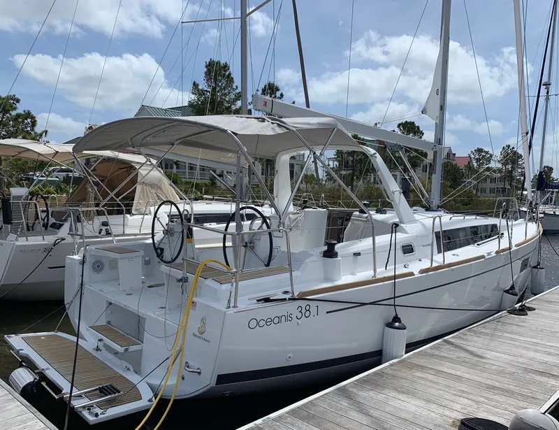 Slide: The Image of Beneteau Oceanis 38.1 2018 - 2