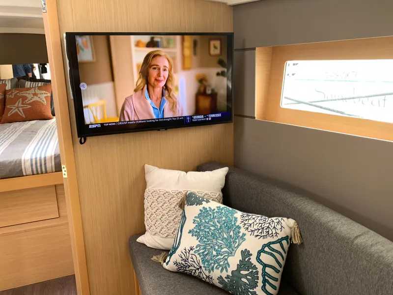 Slide: The Image of Beneteau Oceanis 38.1 2018 - 24