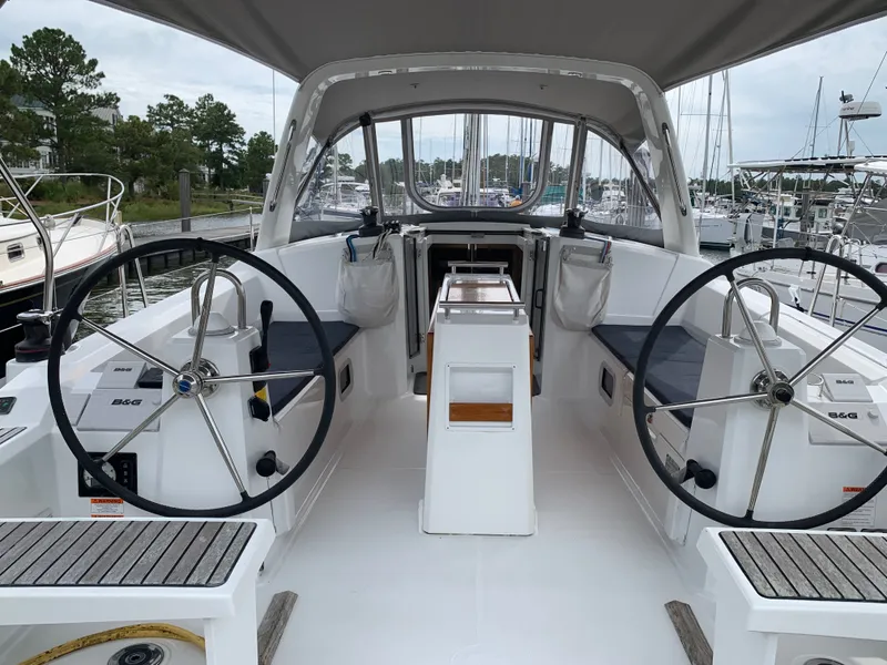 Slide: The Image of Beneteau Oceanis 38.1 2018 - 52