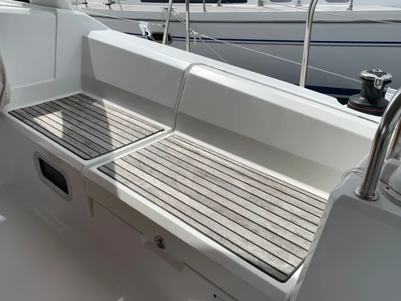 Slide: The Image of Beneteau Oceanis 38.1 2018 - 73