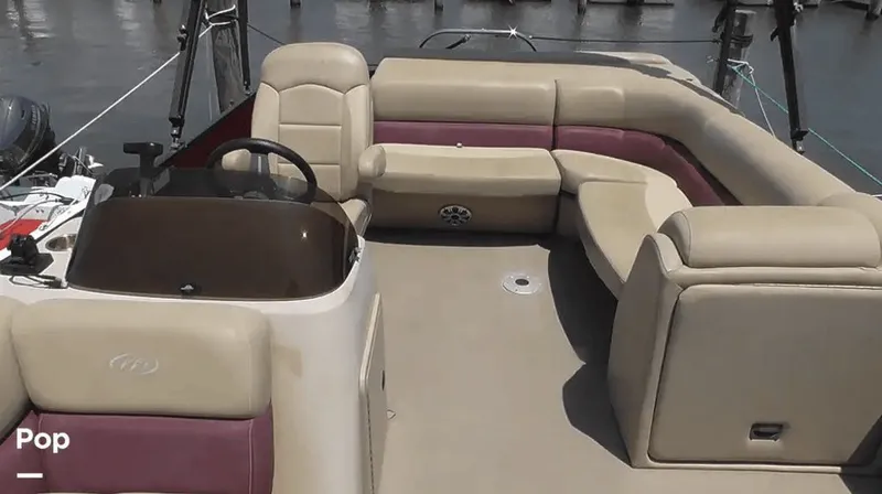 Slide: The Image of Manitou Aurora LE 20 2019 - 11