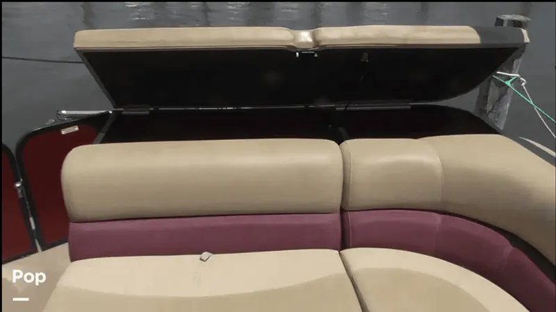 Slide: The Image of Manitou Aurora LE 20 2019 - 14