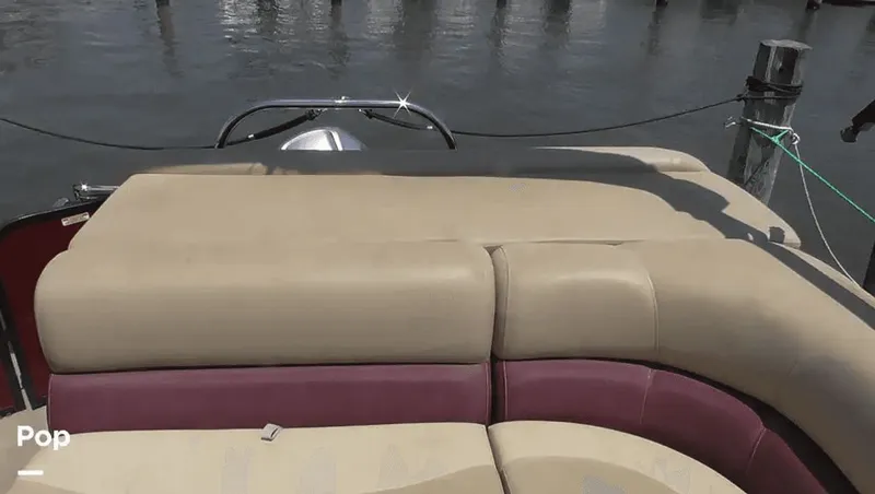 Slide: The Image of Manitou Aurora LE 20 2019 - 19