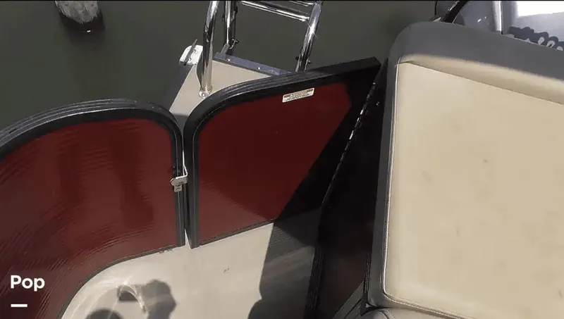 Slide: The Image of Manitou Aurora LE 20 2019 - 31