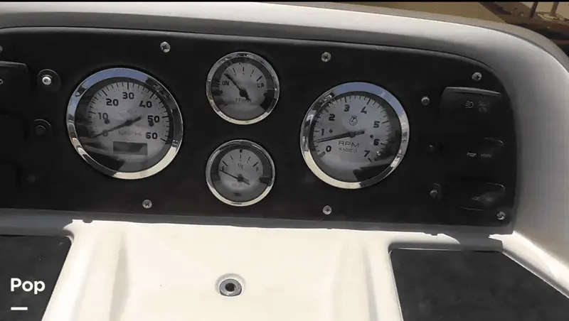 Slide: The Image of Manitou Aurora LE 20 2019 - 7