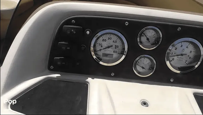 Slide: The Image of Manitou Aurora LE 20 2019 - 8