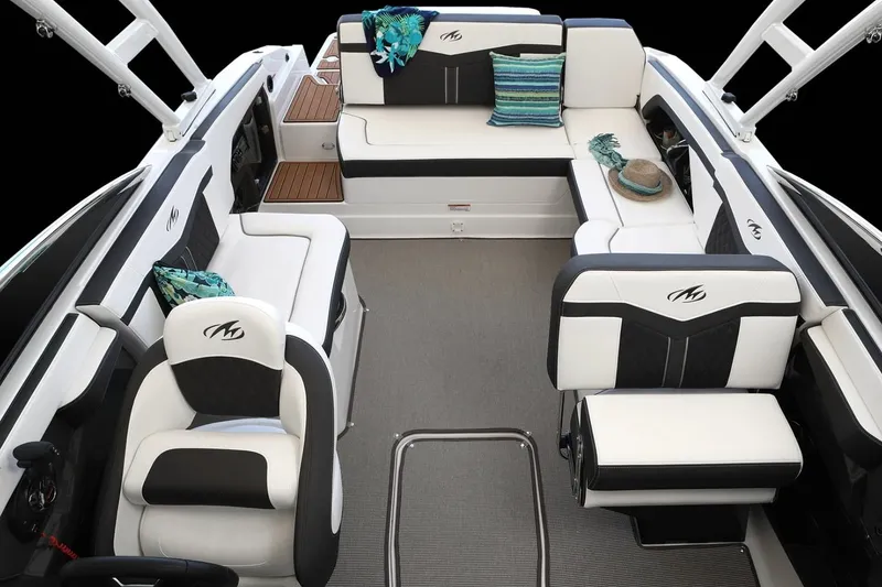 Slide: The Image of Monterey 278 Ss 2019 - 4