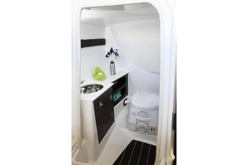 Slide: The Image of Monterey 278 Ss 2019 - 6