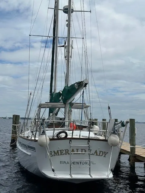 Slide: The Image of Irwin Cutter Rig Ketch 1985 - 10