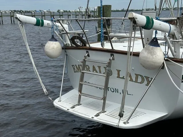 Slide: The Image of Irwin Cutter Rig Ketch 1985 - 11