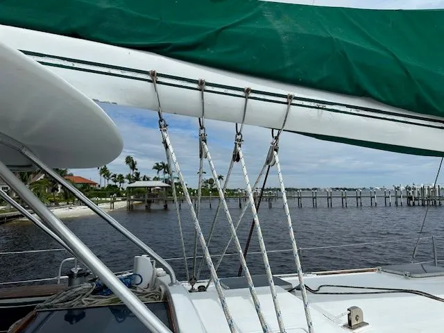 Slide: The Image of Irwin Cutter Rig Ketch 1985 - 17