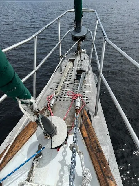 Slide: The Image of Irwin Cutter Rig Ketch 1985 - 20