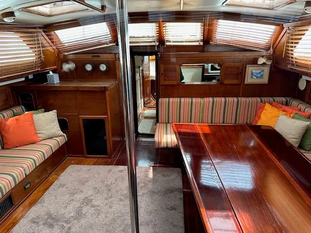 Slide: The Image of Irwin Cutter Rig Ketch 1985 - 48
