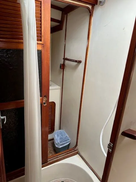 Slide: The Image of Irwin Cutter Rig Ketch 1985 - 62