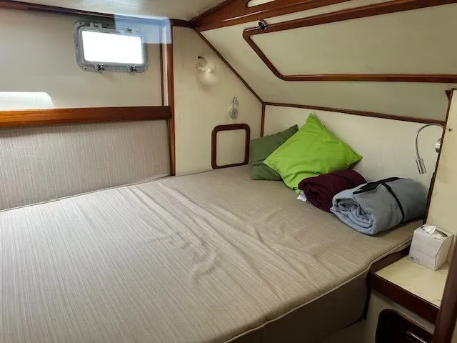 Slide: The Image of Irwin Cutter Rig Ketch 1985 - 74