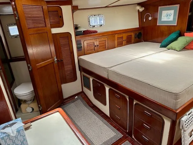 Slide: The Image of Irwin Cutter Rig Ketch 1985 - 83