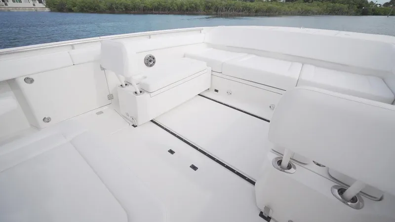 Slide: The Image of World Cat 400 CC-X 2026 - 51