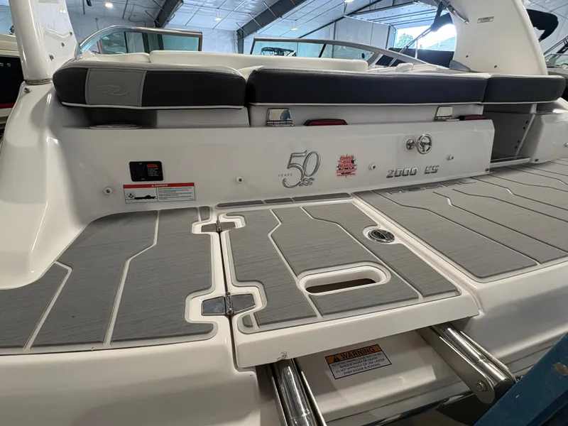 Slide: The Image of Regal 2000 ES 2021 - 3