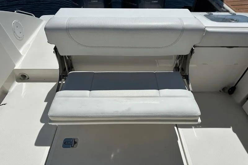 Slide: The Image of Pursuit DC 266 Dual Console 2021 - 21