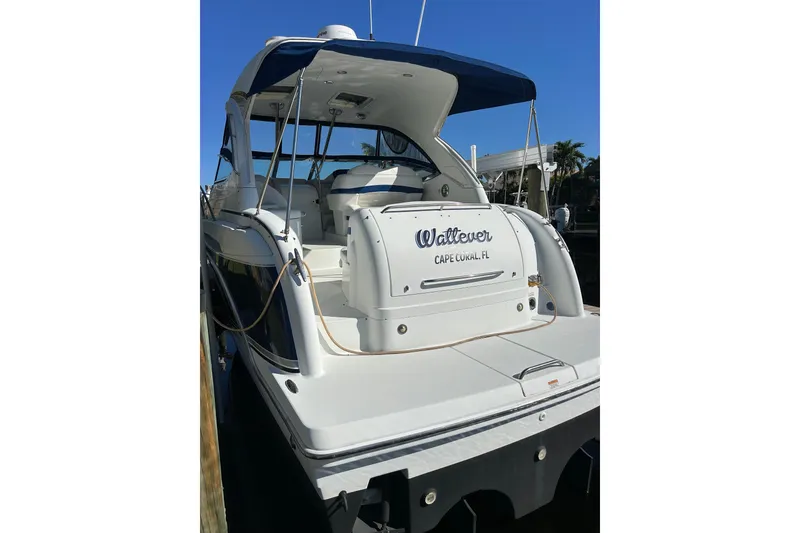 Slide: The Image of 2008 Formula 34 Performance Cruiser anchor detail against blue sky backdrop. - 46