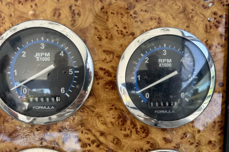 Slide: The Image of Raymarine navigation display on 2008 Formula 34 Performance Cruiser, showing speed and depth. - 72