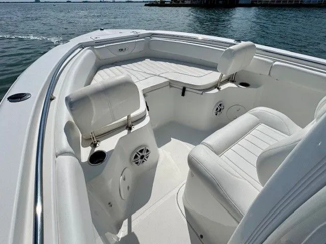 Slide: The Image of Sea Hunt Triton 210 2015 - 6