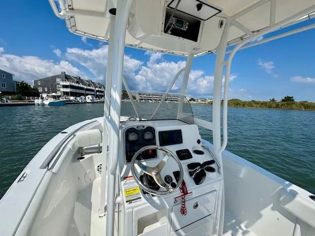 Slide: The Image of Sea Hunt Triton 210 2015 - 7