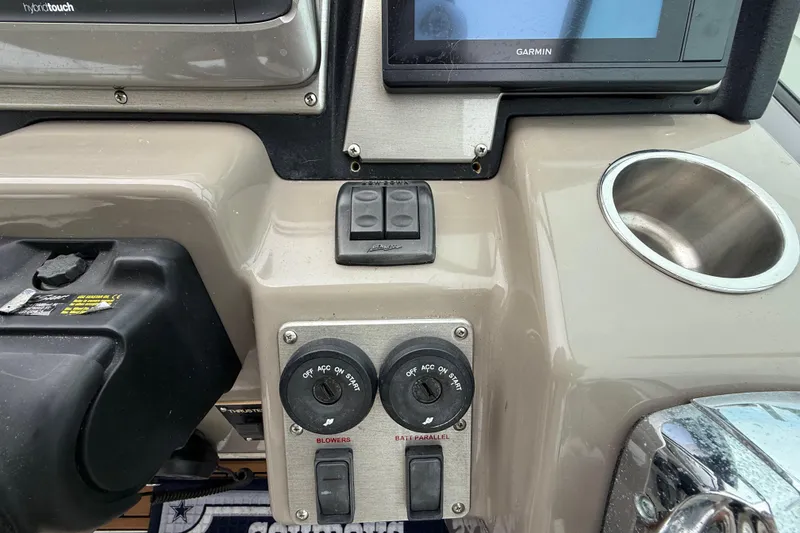 Slide: The Image of Control panel of a 2008 Cruisers Yachts 330 Express with Garmin display. - 20
