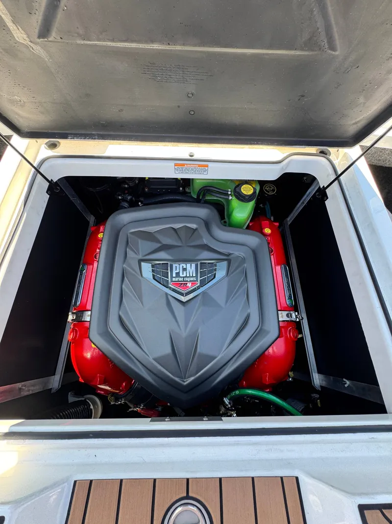 Slide: The Image of Nautique Super Air Nautique GS22 2021 - 23