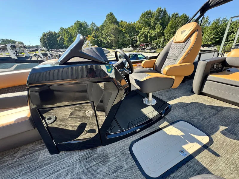 Slide: The Image of Viaggio Z22S 2025 - 10