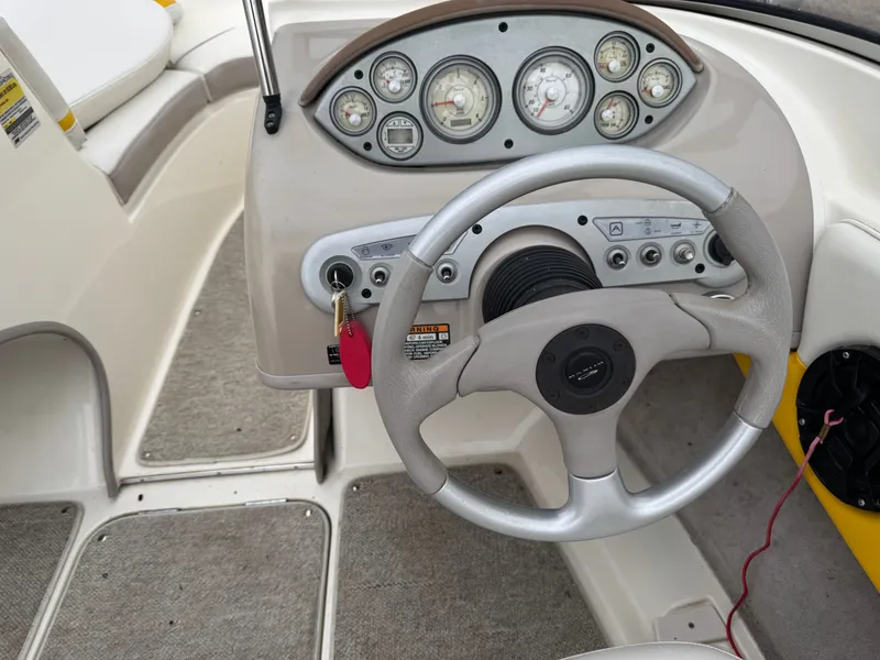 Slide: The Image of Maxum 1800 SR 2004 - 18