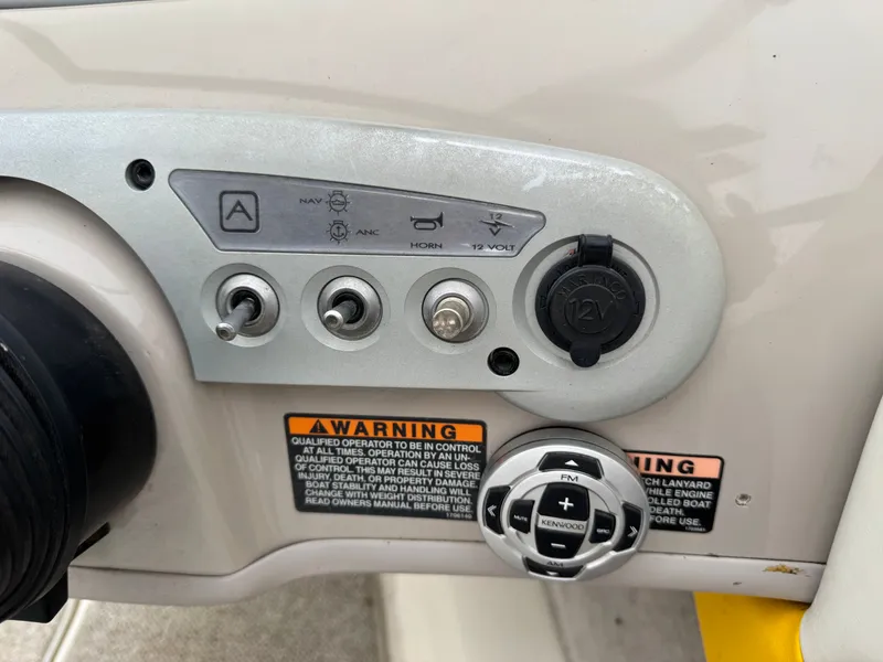 Slide: The Image of Maxum 1800 SR 2004 - 20