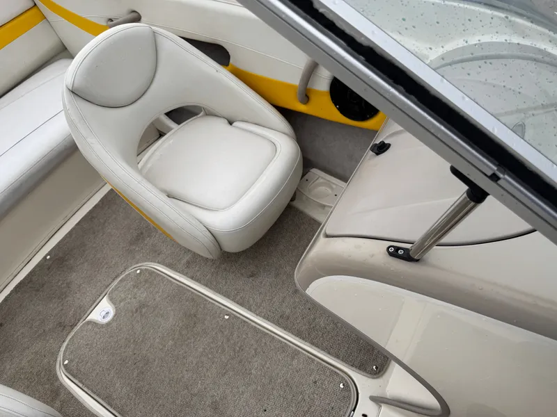 Slide: The Image of Maxum 1800 SR 2004 - 23