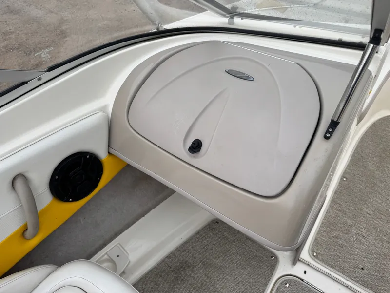 Slide: The Image of Maxum 1800 SR 2004 - 24