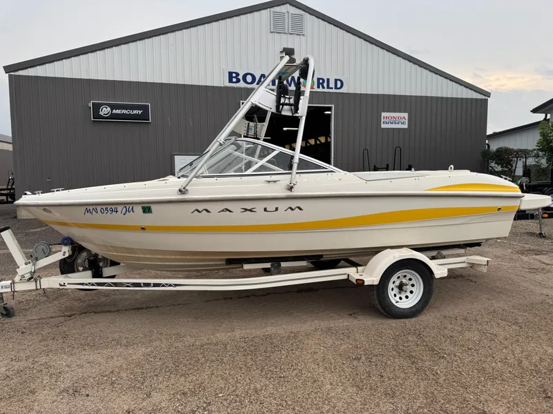 Slide: The Image of Maxum 1800 SR 2004 - 47